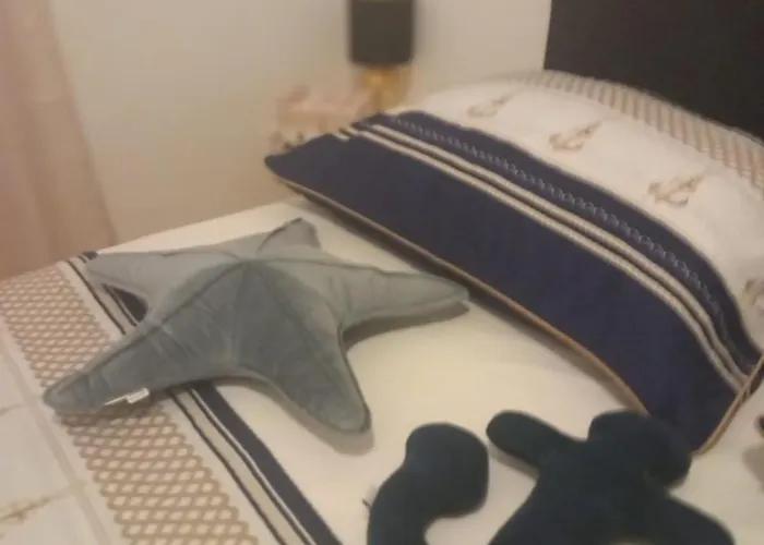 Waterloo Apartment *