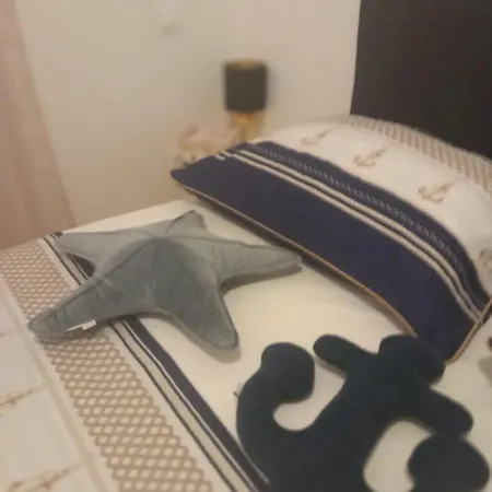 Waterloo Apartment *