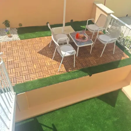 Waterloo Apartment *